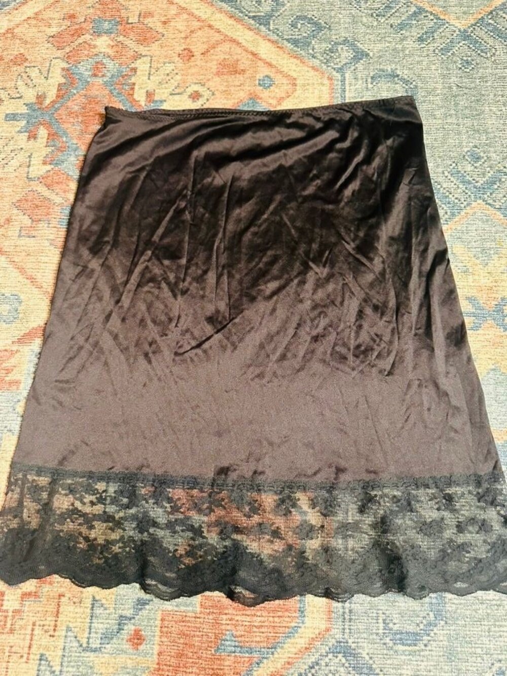 Black Lace-Hem Slip Skirt - Women Intimates